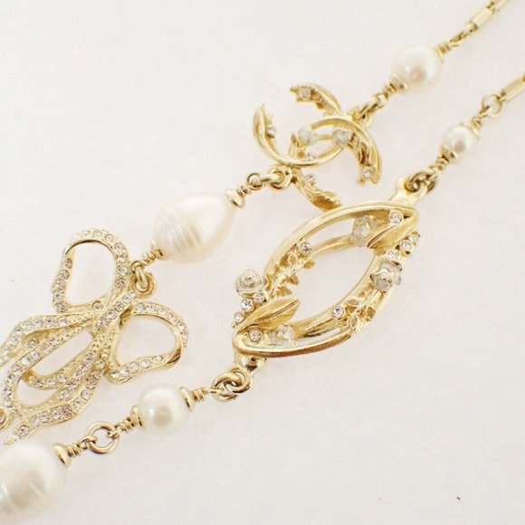 CHANEL CC Rhinestone Imitation Pearl Ribbon Chain Necklace 13C White GHW 20RJ332 - Picture 7 of 13